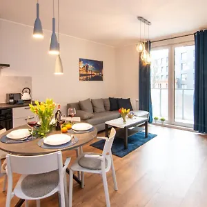 Maya's Flats & 51 - Aura 40 Апартаменты Гданьск