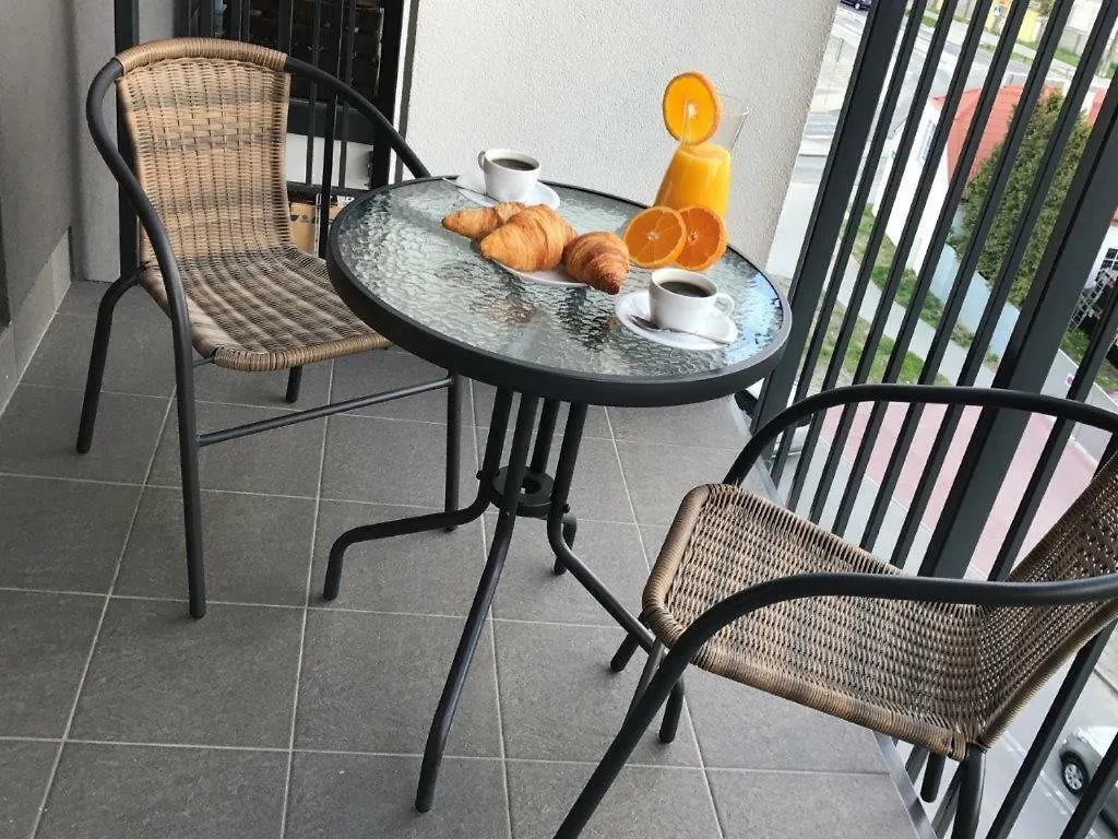 Premium Apartment - Chopin Airport Варшава